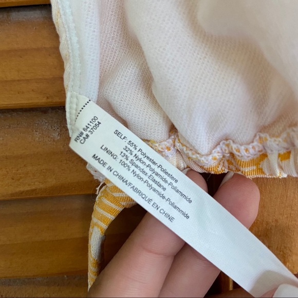 NEW Urban Outfitters Orange Floral Halter Bikini - Picture 6 of 7